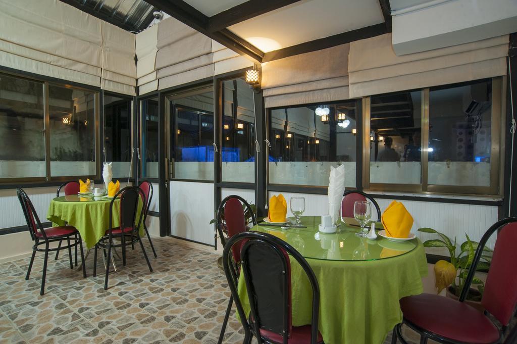 Agga Youth Hotel Yangon Exterior photo