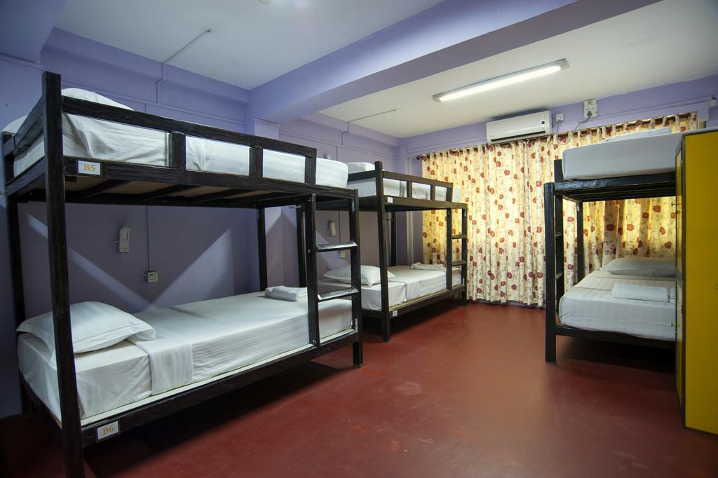 Agga Youth Hotel Yangon Exterior photo
